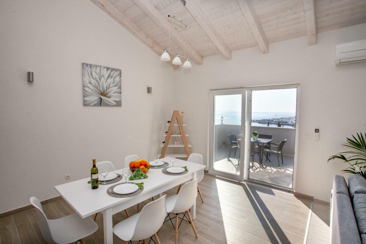 Luxury Sea View Apartment Jesenice  Exterior photo